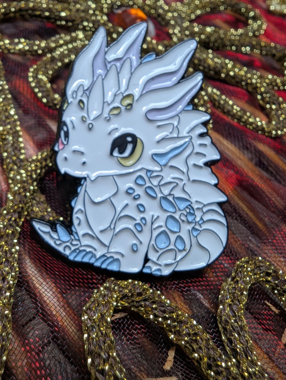 Dragon pin